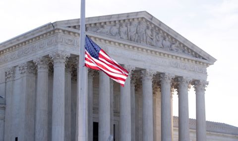 Върховният съд в САЩ разреши временно хапчето за аборт - 1