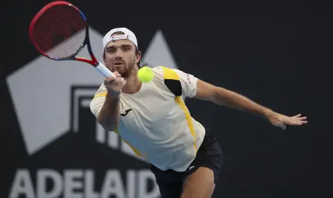 Чехът, който отстрани Григор Димитров в Мелбърн, елиминира и Стефанос Циципас   - 1