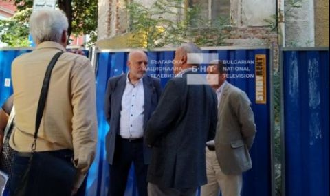 Културният министър: Събарянето на тютюневия склад в Пловдив е и желание да се удари служебния кабинет  - 1