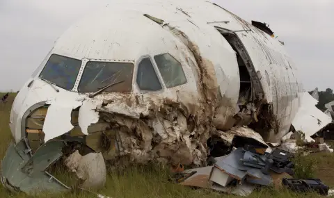 Броят на загиналите при самолетната катастрофа в САЩ достигна седем - 1