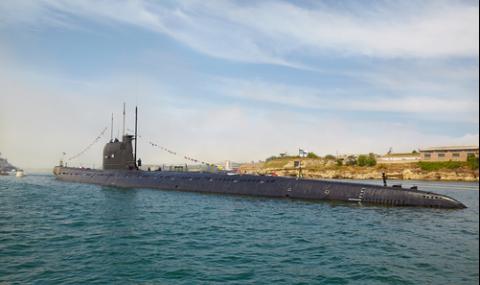 Руски подводници в мащабно учение - 1