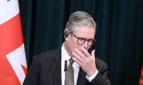 Втори заподозрян е арестуван в Лондон за опит за палеж на дома на Стармър - 1