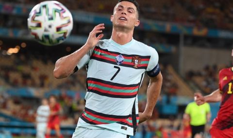 Роналдо взима номер 7 в Манчестър Юнайтед - 1