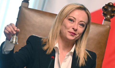 Кабинетът в Рим обсъжда положението на остров Лампедуза - 1