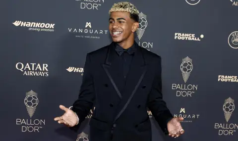 Ламин Ямал впечатли с луксозен часовник на червения килим - 1