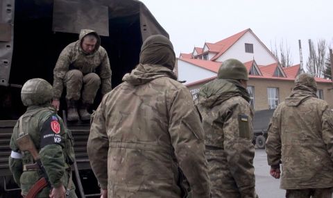 30 украинци бяха освободени при размяна на военнопленници - 1