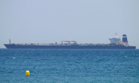 Руска ракета е поразила танкер с 500 т дизел в Черно море - 1