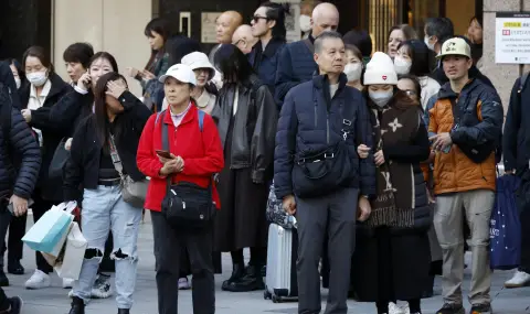 Работа до припадък и два часа сън: токсичен климат в Япония - 1