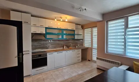 Ремонтиран и обзаведен апартамент се продава за 106 000 евро (ВИДЕО) - 1