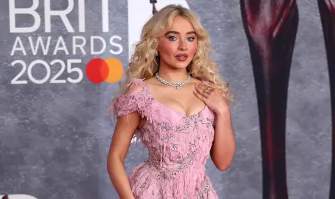 Сабрина Карпентър е новата Алиса в страната на чудесата? - 1