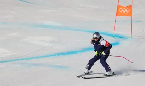 Ужас! Линдзи Вон падна секунди след старта, наложи се да я откарат с хеликоптер - 1