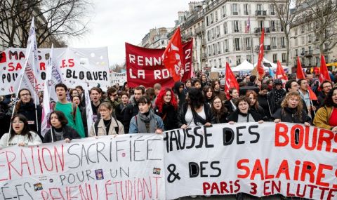 Последен опит на французите да спрат пенсионната реформа - 1