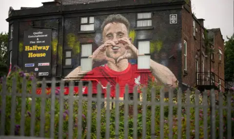 Ливърпул със страхотен жест към семейството на Диого Жота - 1