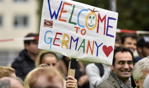 Растат нападенията срещу бежански убежища в Германия през 2015 г. - 1