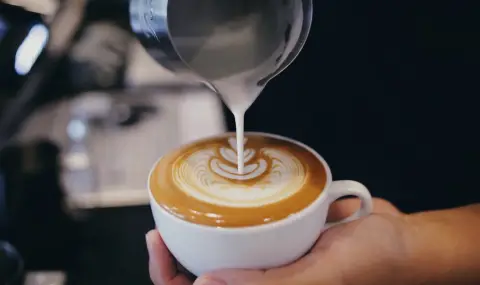 Какво казва за вас начинът, по който пиете кафето си? - 1