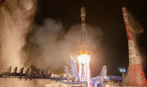Русия изстреля ракета с военен спътник от космодрума Плесецк ВИДЕО - 1