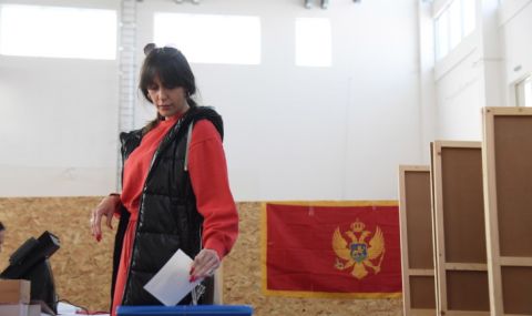 Черна гора избира нов парламент на извънреден вот - 1