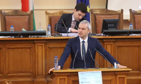 Костадинов захапа Петков: Не се справяте като министър-председател - 1