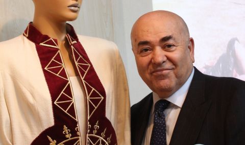 Модният дизайнер Ахмет Йозджейхан пред ФАКТИ: С това как сте облечен, вие си пишете CV-то на момента - 1