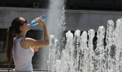 Слънчев и горещ уикенд - 1