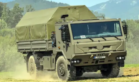 Tatra showed very interesting new all-wheel drive trucks  - 1