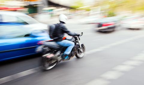 Ford измисли как да пази мотоциклетистите - 1