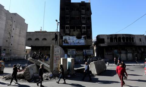 Взривиха ракети до посолството на САЩ в Багдад - 1