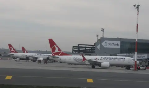 Турският авиопревозвач купува стотици самолети от Airbus и Boeing  - 1