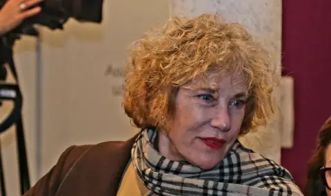 Elena Poptodorova: The end of the war is not near  - 1