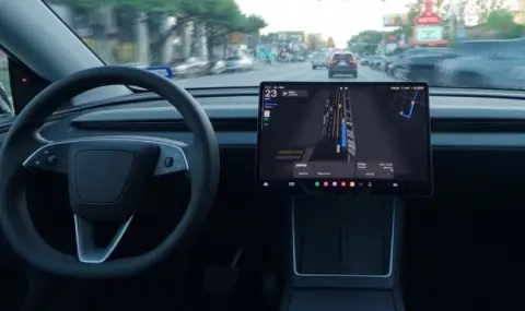 Парадоксът на Apple и Tesla или как забавянето на iOS 26 „удари“ продажбите на Илон Мъск - 1
