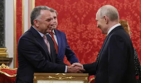 Уиткоф пристигна в Санкт Петербург за среща с Путин - 1