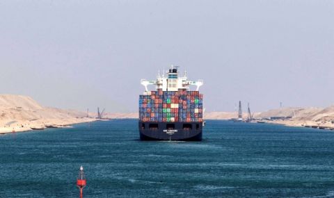 Инцидент! Товарен кораб блокира трафика в Суецкия канал - 1