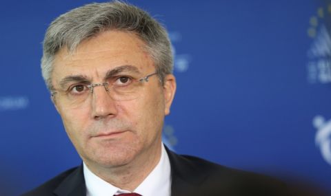 Карадайъ: Личното его и безотговорността удължават кризата - 1