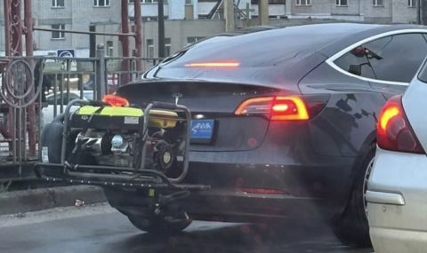 Украинец постави бензинов генератор на Tesla - 1