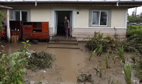 Червен код за обилни валежи в редица региони в Румъния - 1