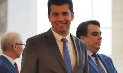 Доц. д-р Борислав Цеков: Епитафия на "Промяната" - 1