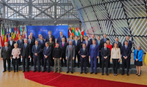 Зеленски връчил на евролидери точен списък на оръжия и боеприпаси - 1