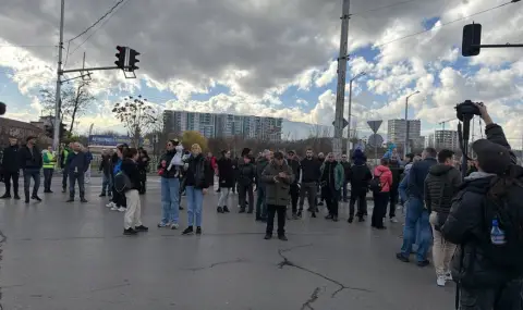 Protesters blocked the Chavdar bridge over the parking reform  - 1