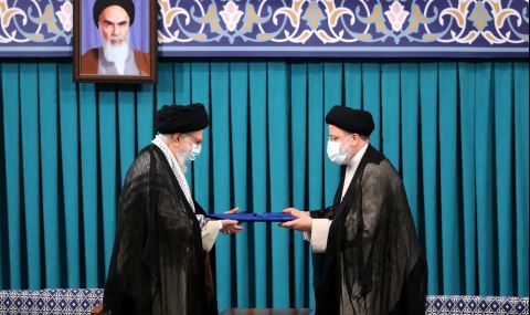 Ултраконсерватор встъпи в длъжност като президент на Иран - 1