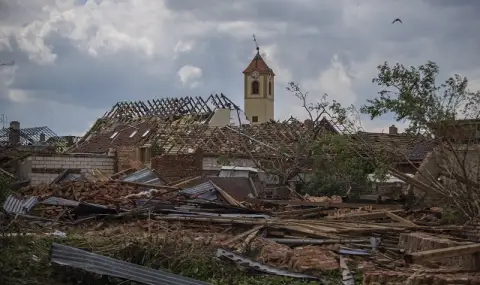 Tornado hits Northern California! San Francisco left without power  - 1