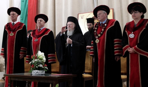 Вселенският патриарх Вартоломей стана почетен доктор на БАН - 1