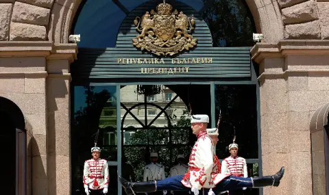 Радев връчва на ИТН третия мандат за съставяне на правителство - 1