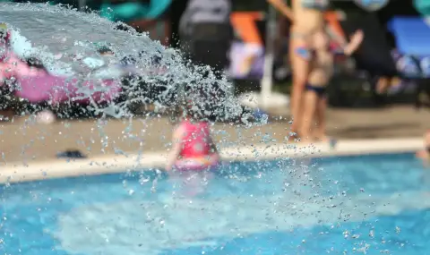 Петгодишно дете се удави в басейн в Равда - 1