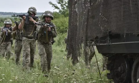 Руската армия напредва между Констянтиновка и Покровск  - 1