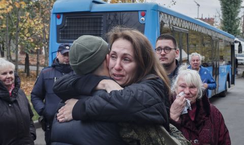 Московските власти не разрешиха на съпругите на мобилизирани да излязат на протест. Причината: имало COVID-19 - 1