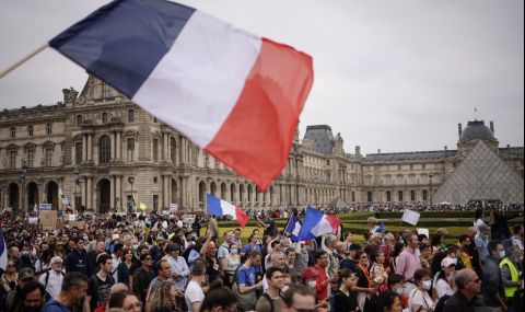 Франция отчита рязък скок на заразените - 1