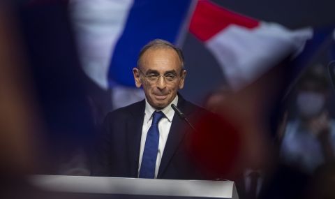 Мъж хвана за врата кандидат за държавен глава на Франция - 1
