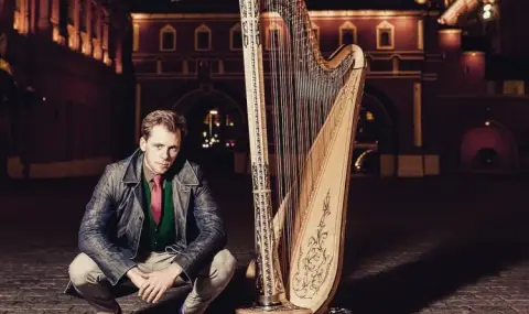 Арфата, която променя правилата: Александър Болдачев идва в София - 1