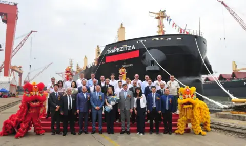 „Параходство БМФ“ получи третия си за тази година 45 000-тонен кораб - 1