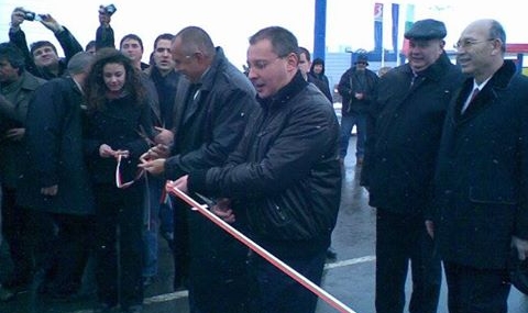Станишев към Борисов: Да си премерим асфалтите - 1